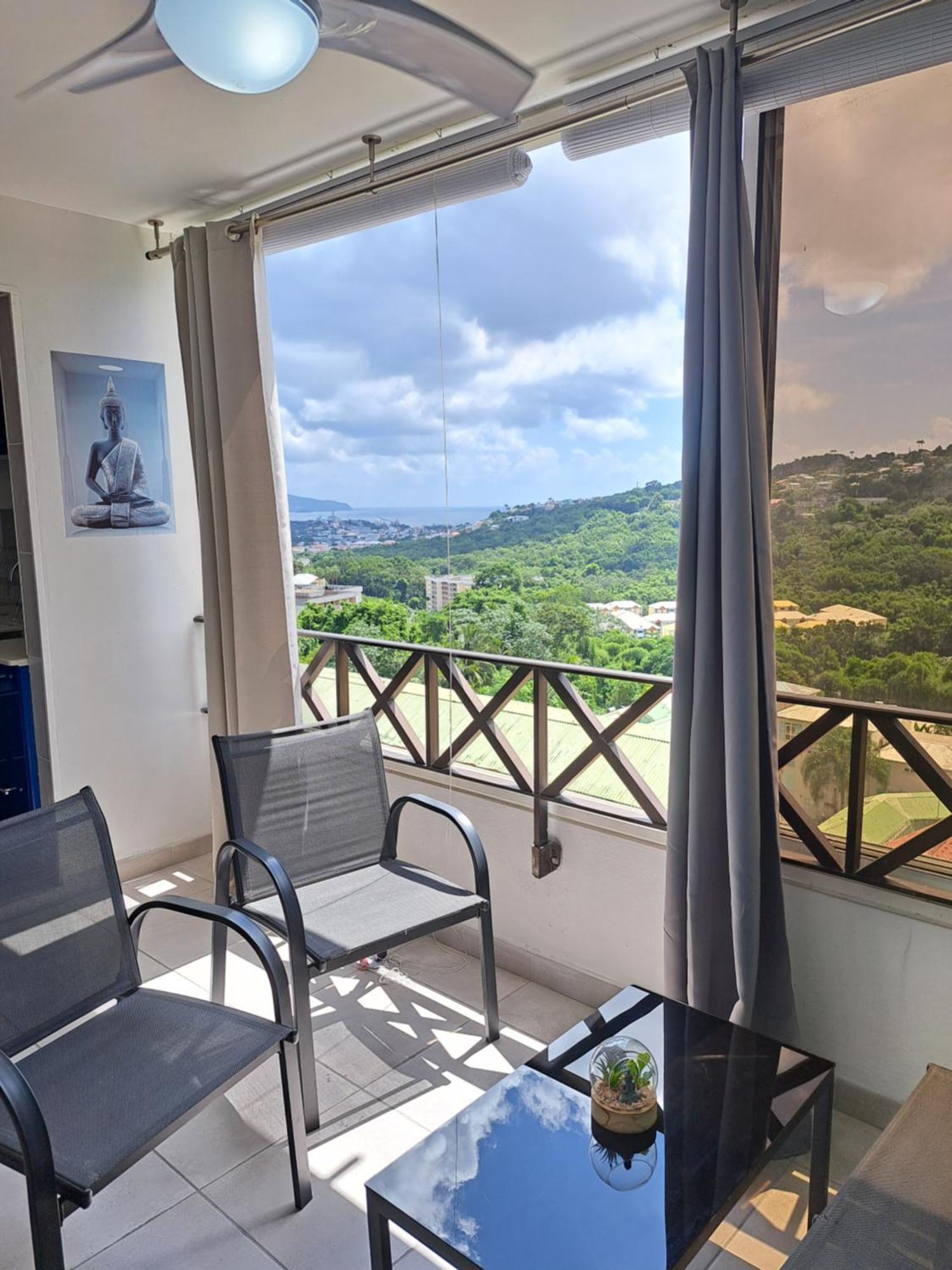 Super Appartement T3 Proche De Tout Sans Vis-A-Vis Фор-де-Франс Экстерьер фото